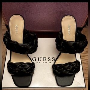 Guess-Black Braided, Kitten Heel-Shoes-Brand New in box-Size 9